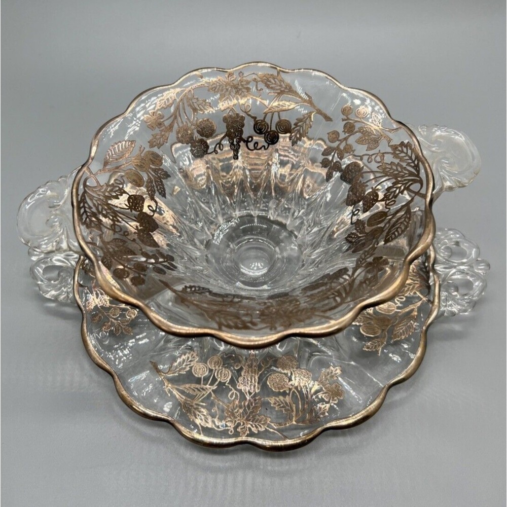 New Martinsville Janice Glass Bowl‎ Plate Strawberry Overlay Footed Holiday